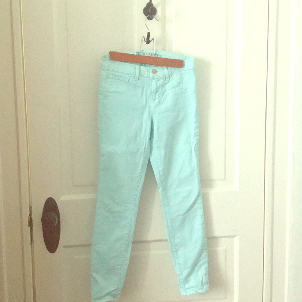 Size 25 J BRAND jeans